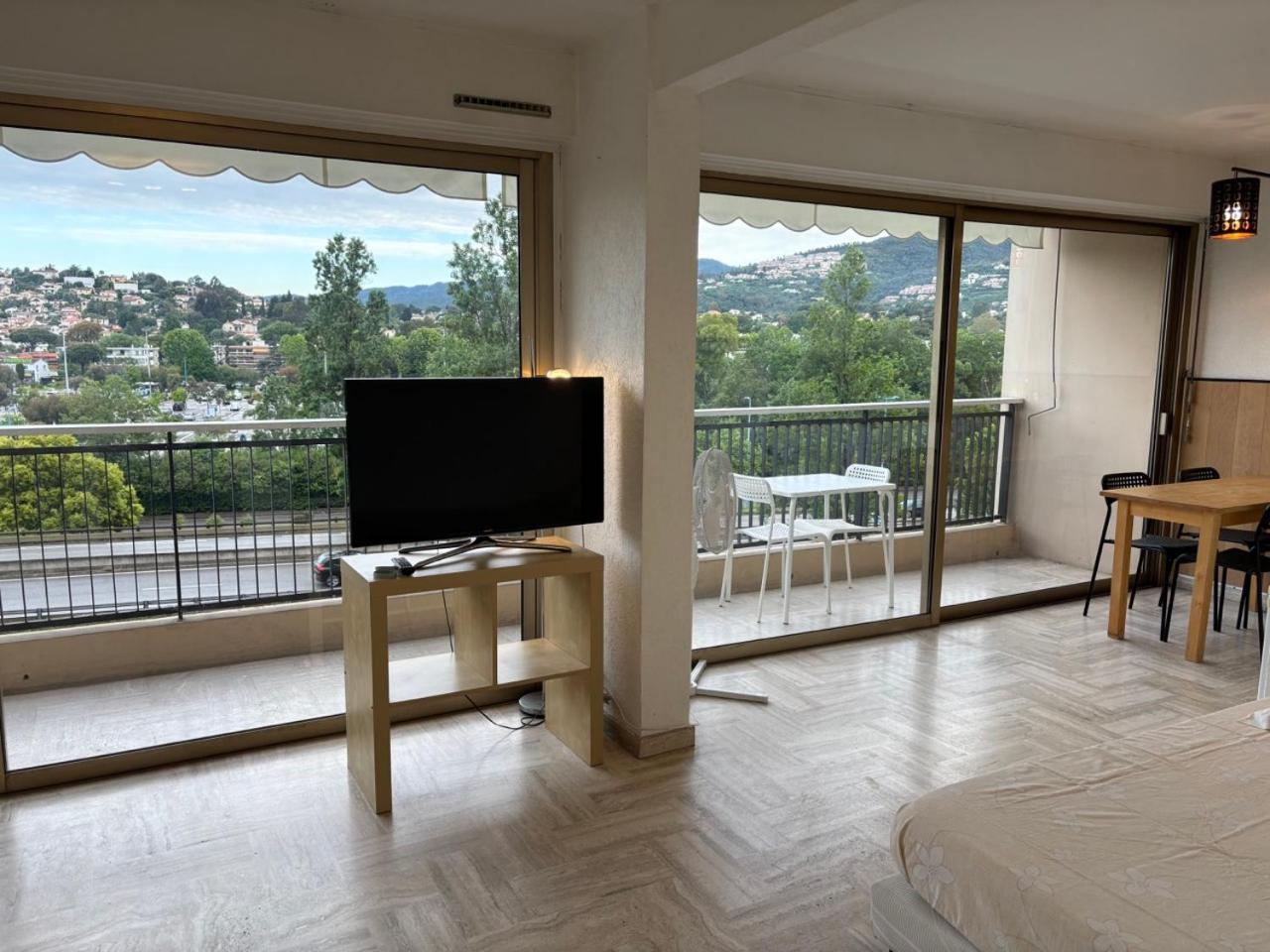 Le Surcouf Appartement Mandelieu Buitenkant foto