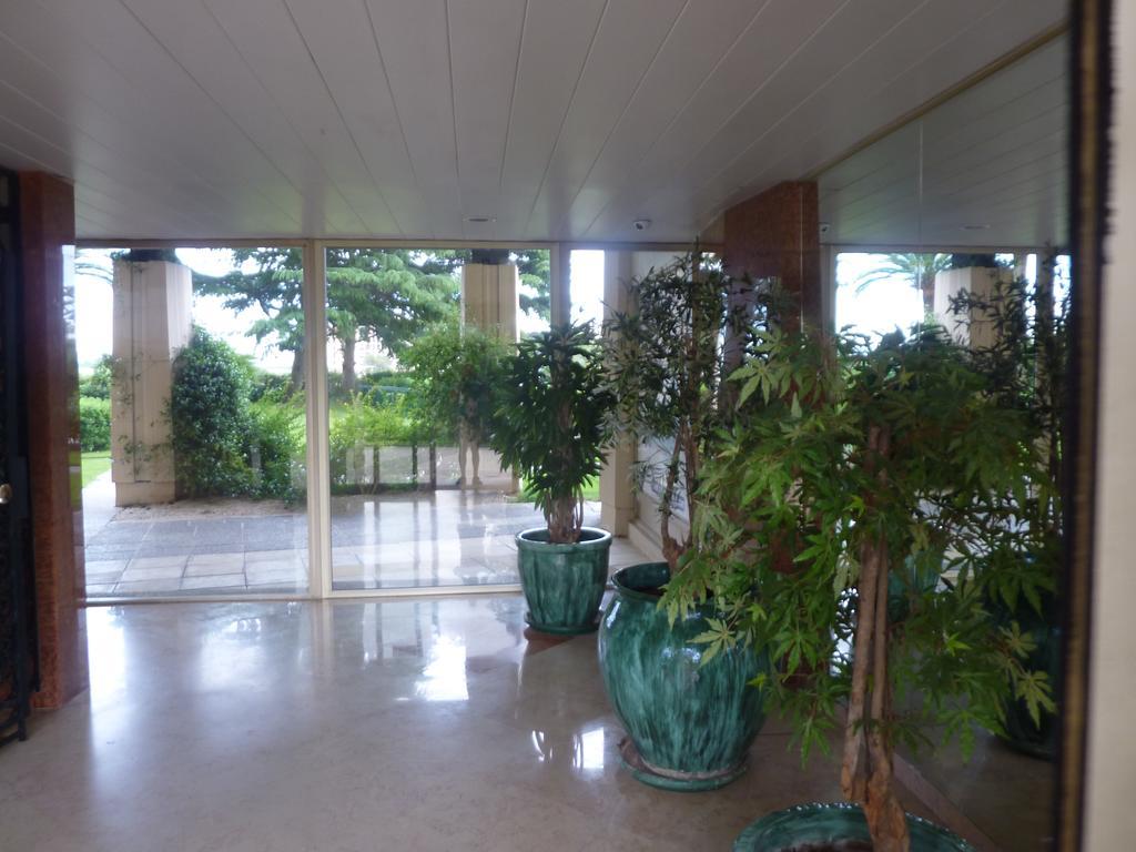 Le Surcouf Appartement Mandelieu Buitenkant foto