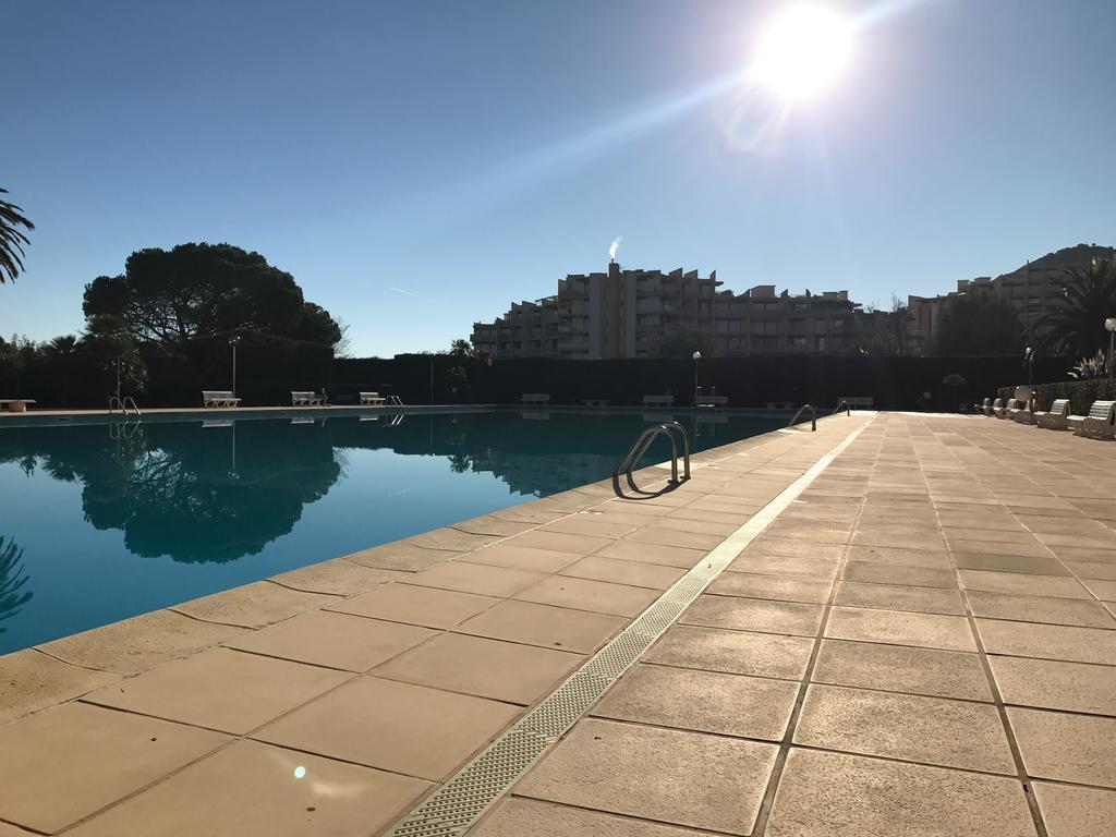 Le Surcouf Appartement Mandelieu Buitenkant foto